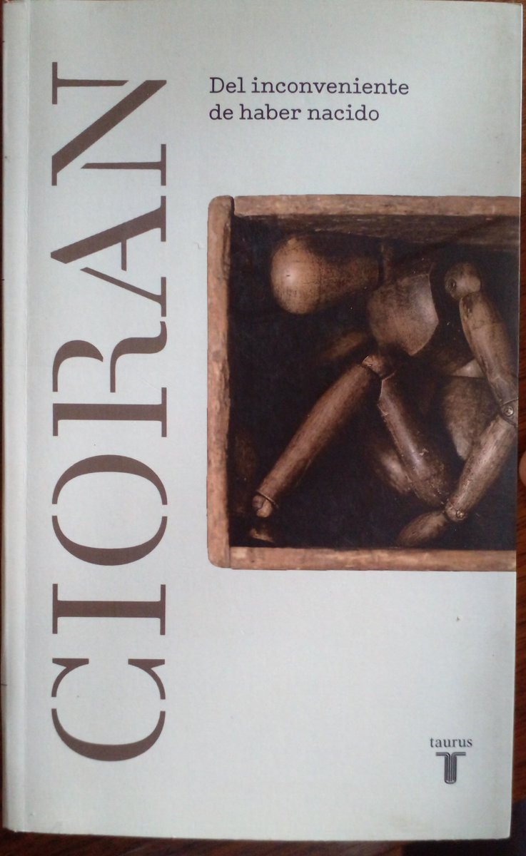 "Si se quiere conocer un país, deben leerse sus escritores de segunda fila, pues son los únicos que reflejan su verdadera naturaleza".