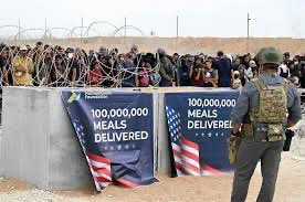 Long 🧵
Had a somber conversation over beers with a close friend who has been rotating in &amp; out of Gaza for months on reserve duty.

We touched on many aspects of the war, but one part - his firsthand observations of the Gaza Humanitarian Foundation and the UN’s aid operations,