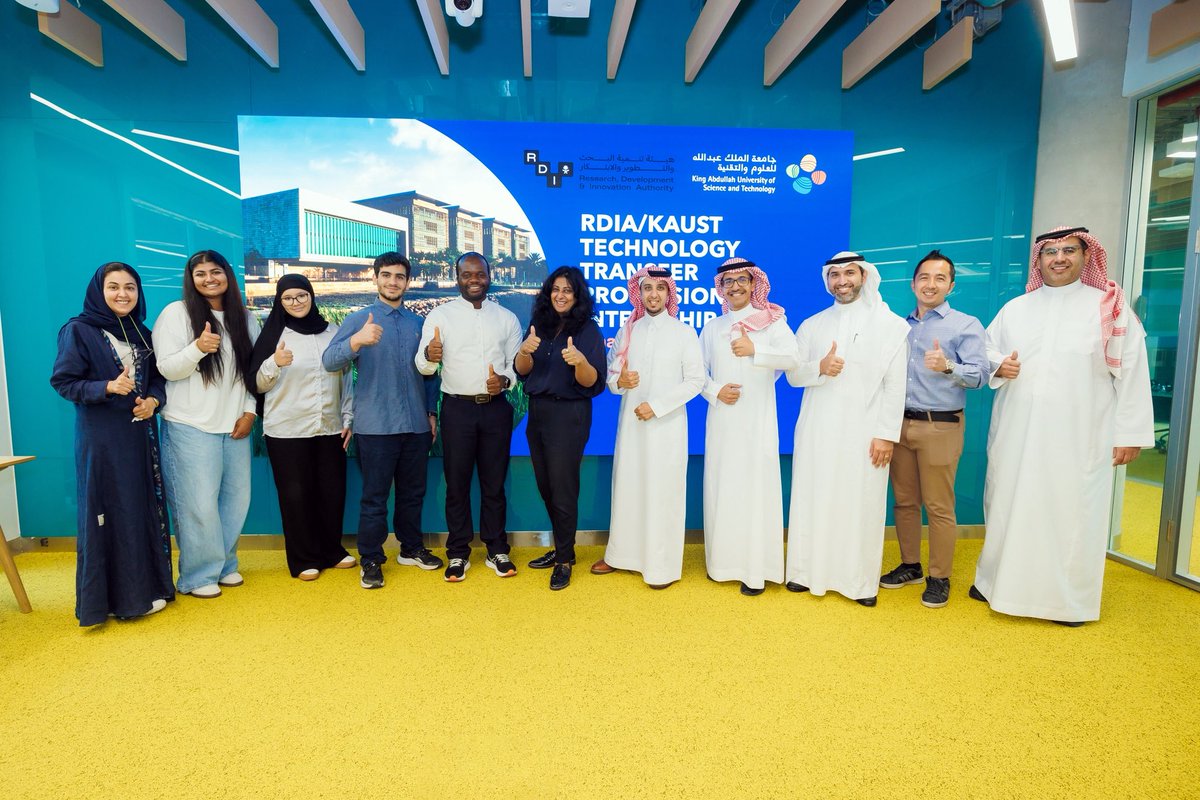 على بركة الله نبدأ برنامج الزمالة في نقل التقنية ب <a href="/KAUST_News/">KAUST</a> بالتعاون مع @RDIA_SA
كل الشكر للجهات الداعمة
كما اشكر جامعتي جامعة تبوك <a href="/U_Tabuk/">جامعة تبوك</a> على التمكين والدعم اللامحدود للالتحاق بالبرنامج 

Excited to start my fellowship Program in Technology Transfer at  <a href="/KAUST_News/">KAUST</a> in