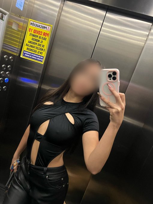 Bebés que tal mi outfit para la universidad?   Wa.me/573192441828 😈

@colombianas98
@latinas69_3