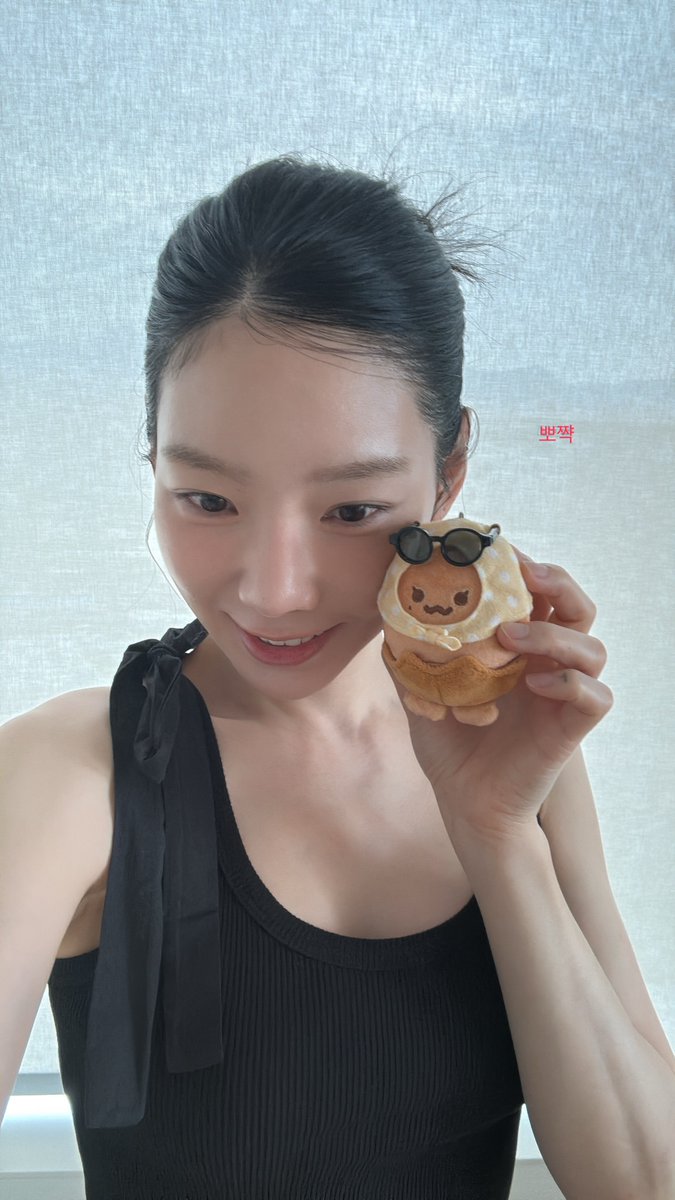 Taengoo. tweet media