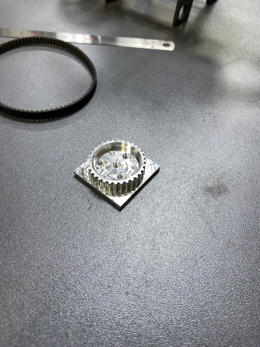eisyu777's tweet photo. プーリー作成スキルを覚えた！
ギヤ比自由自在だぜー😃 https://t.co/wZvBWYJpKN