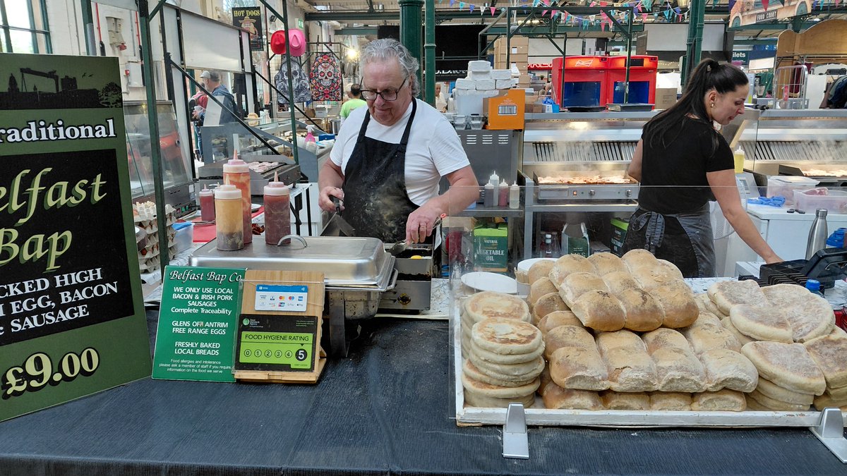 For too long #Belfast was known as a violent place during The Troubles. Today, the city is healing and there's amazing food and pubs. I do my best to try as much as possible!
youtube.com/watch?v=MEIKbZ…
#foodie #CulinaryAdventure #northernireland #beer #pubs #irishcoffee #peacewall