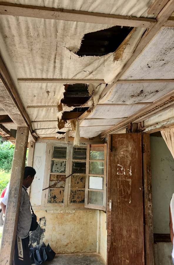 Power department staff in Jalukie appeal for basic infrastructure:
Staff at the Electrical Sub Division office in Jalukie continue to work out of a decades-old dilapidated structure, fearing that the building may collapse at any moment. Their appeals to the government for a new