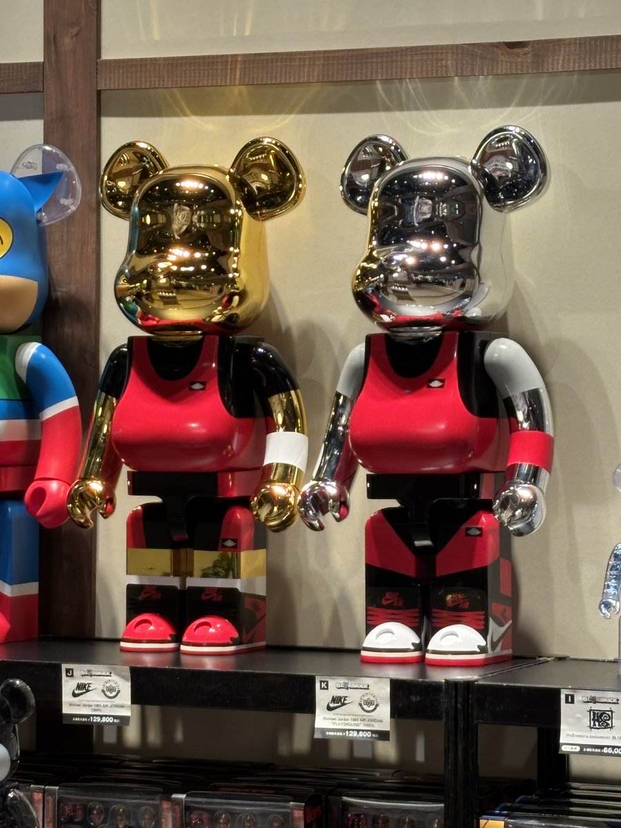 BE@RBRICK Michael Jordan 1985 AIR JORDAN 100％ / 400％ / 1000
