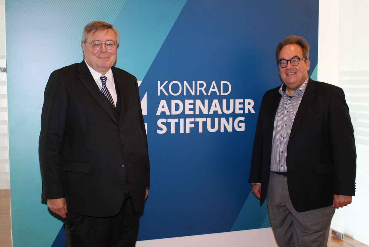 🇩🇪🇭🇷 The new German Ambassador visited the KAS Office Croatia-Slovenia, met with Dr. Norbert Eschborn &amp; team to discuss key political challenges and future cooperation. A strong start for a promising partnership! <a href="/njemacko_vlp/">Njemačko veleposlanstvo</a>  
#Germany #Croatia