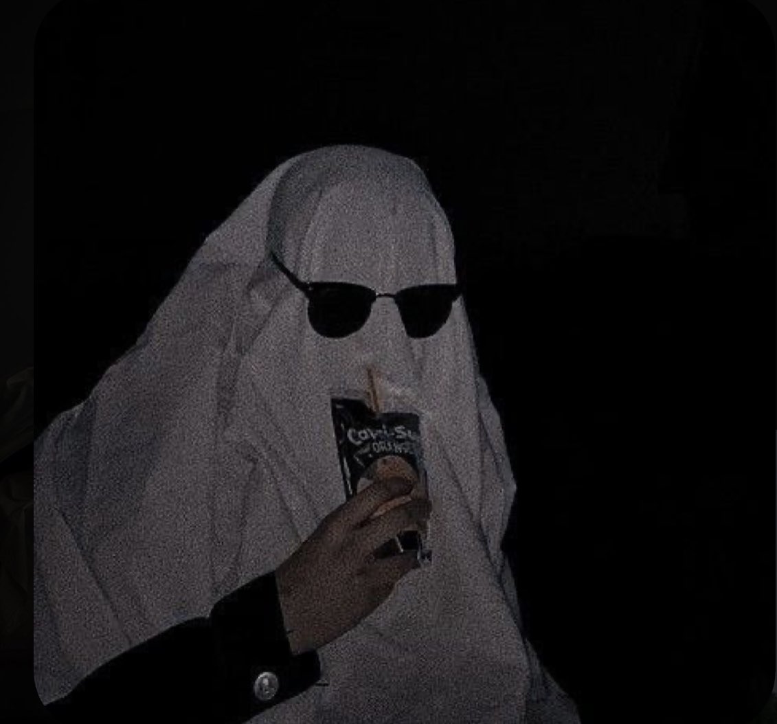 Me rn waiting for more bad omens lore