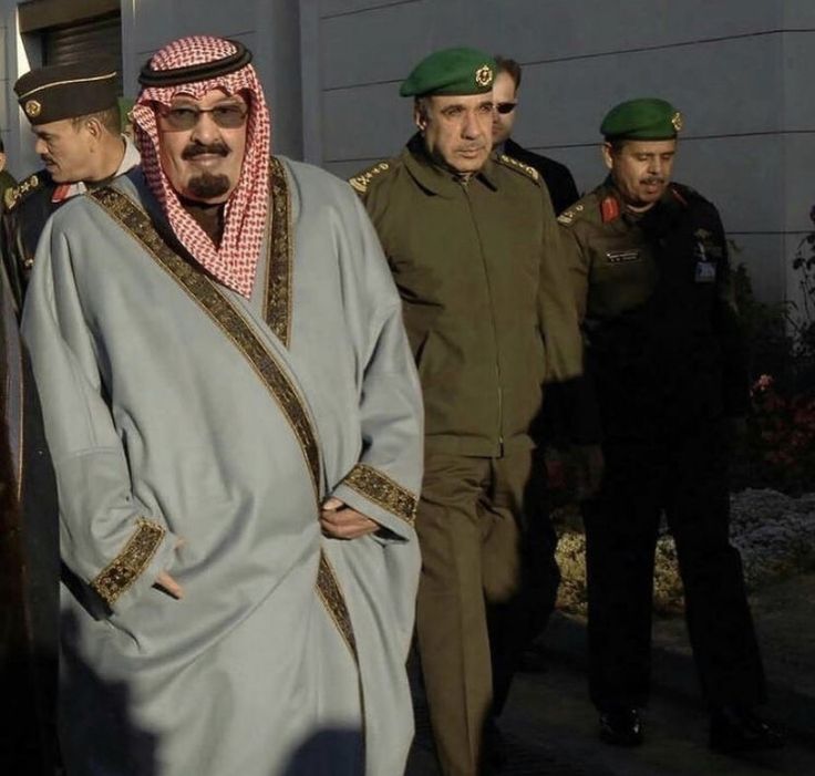 الي يحبه يضع له قلب ❤ ويترحم عليه 🤲🏼 وسوو متابعه 🫂❤️ ❤️