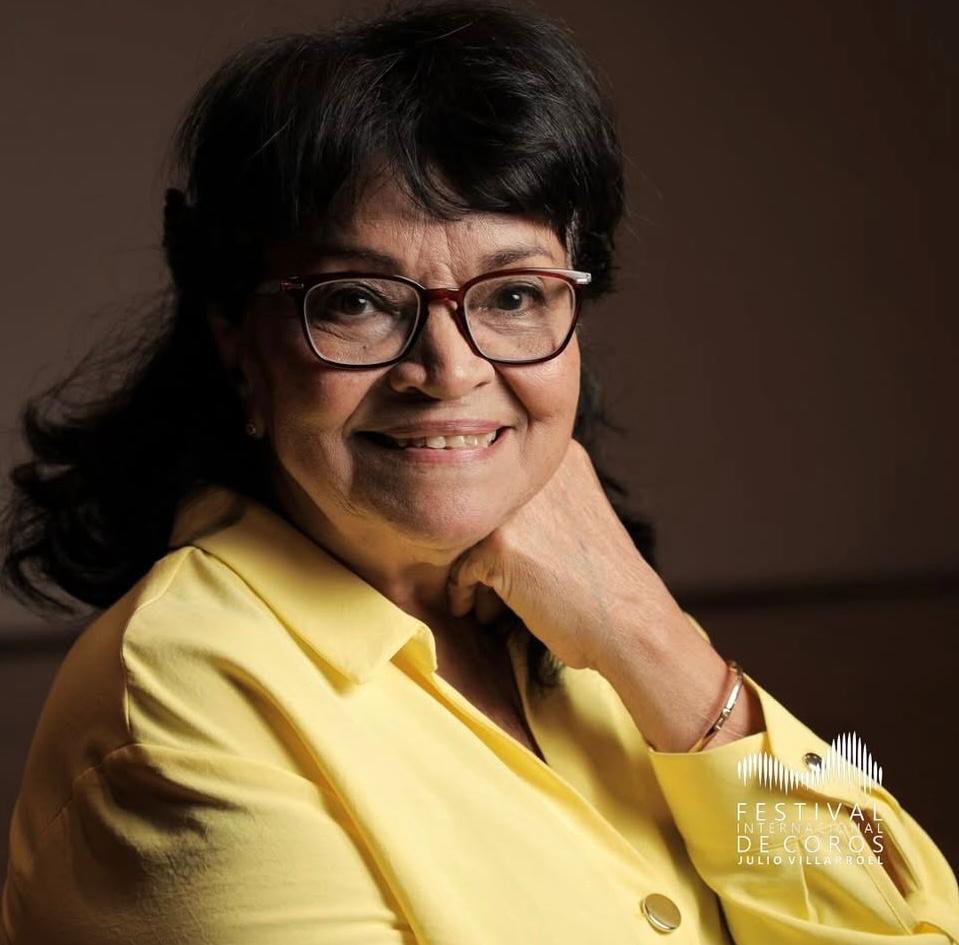 Abrazo y felicitaciones en sus vitales 80, para la Maestra Digna Guerra. Su magnífica obra en la educación, la creación y dirección de coros es orgullo de la #CulturaCubana.