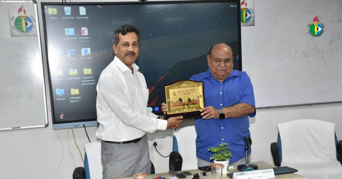 🚀 Drones, #Defence &amp; Disruption!
#PGDM students at #NADP had the privilege of hearing from Sri Pankaj Chaturvedi, Consultant to #IITKanpur, on the future of drones in non-kinetic warfare.
A powerful session on tech, talent &amp; self-reliance in India's defence sector.
#Innovation