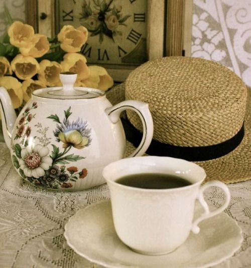 The CHRISTMASTIME series – a.co/d/eFJy5tV    Stories of love and family set on the WWII home front. #reading #books #homemade #bookseries #womensfiction #booklovers #bookworms #bookclubs #Moms #booklovers #Midwest #NYCstories