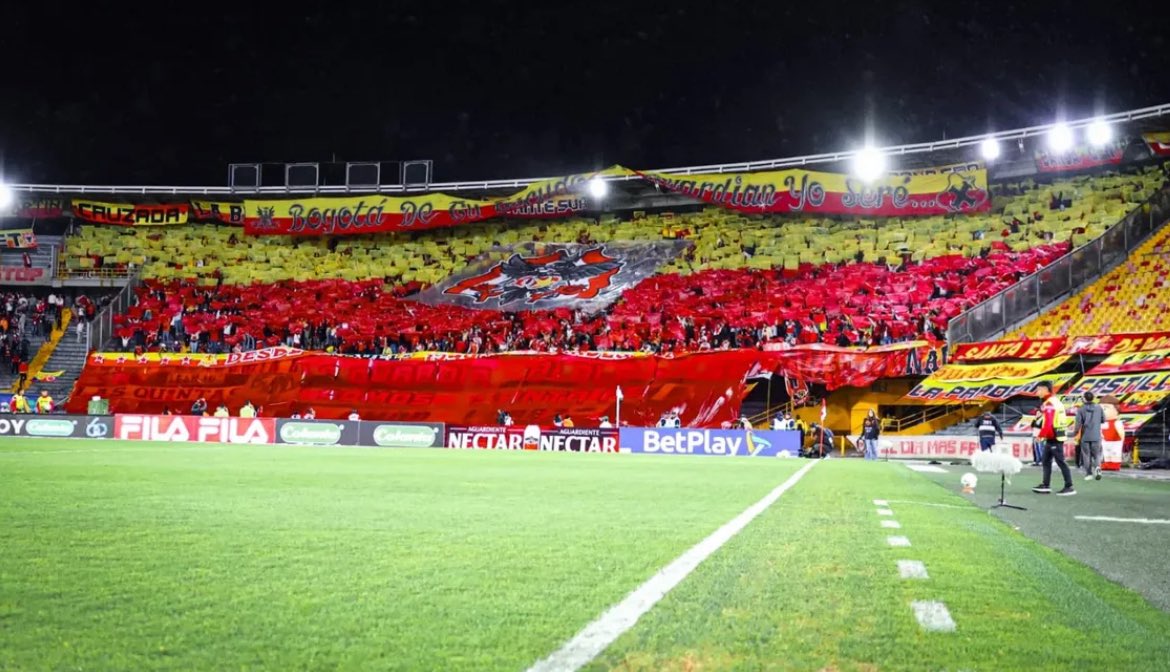 📌 Bogotá, de tu escudo guardián yo seré 🟡🔴

- Felices 487 años a la capital, la Atenas sudamericana, Santa Fe🇲🇨 de Bogotá

🗣️ “Nada más bogotano que Santa Fe🔴⚪️, nada más santafereño que Bogotá🟡🔴”