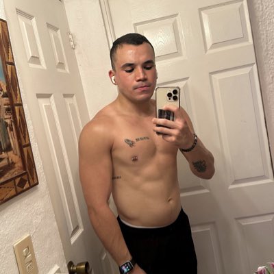 69Jov's tweet photo. #NewProfilePic https://t.co/t3QKHWUf1V
