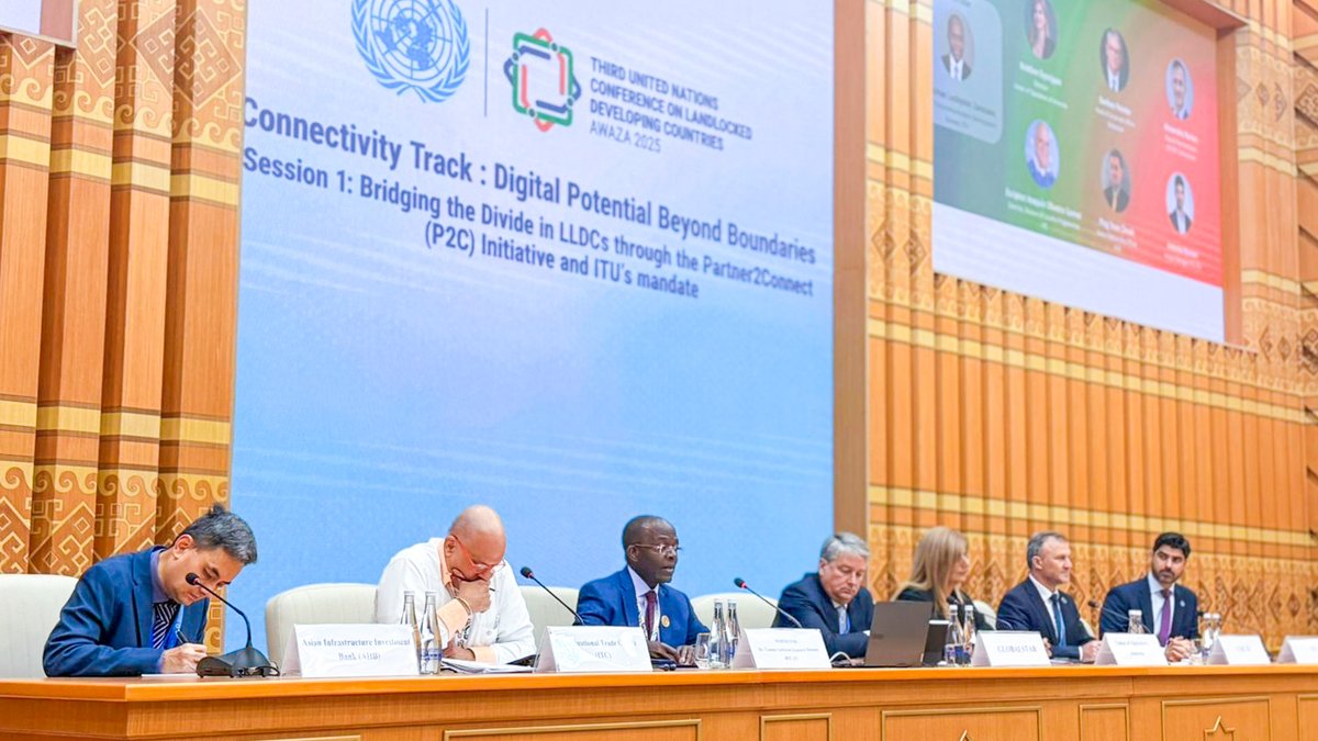 The Awaza Programme of Action #APoA resonates deeply with <a href="/ITU/">Int’l Telecommunication Union</a>’s mission to leave no one behind in the digital era. Kicking off the #LLDC3 Connectivity Track with a #Partner2Connect session, we reaffirmed the need for:
- Bold partnerships
- Targeted investment
- Collective