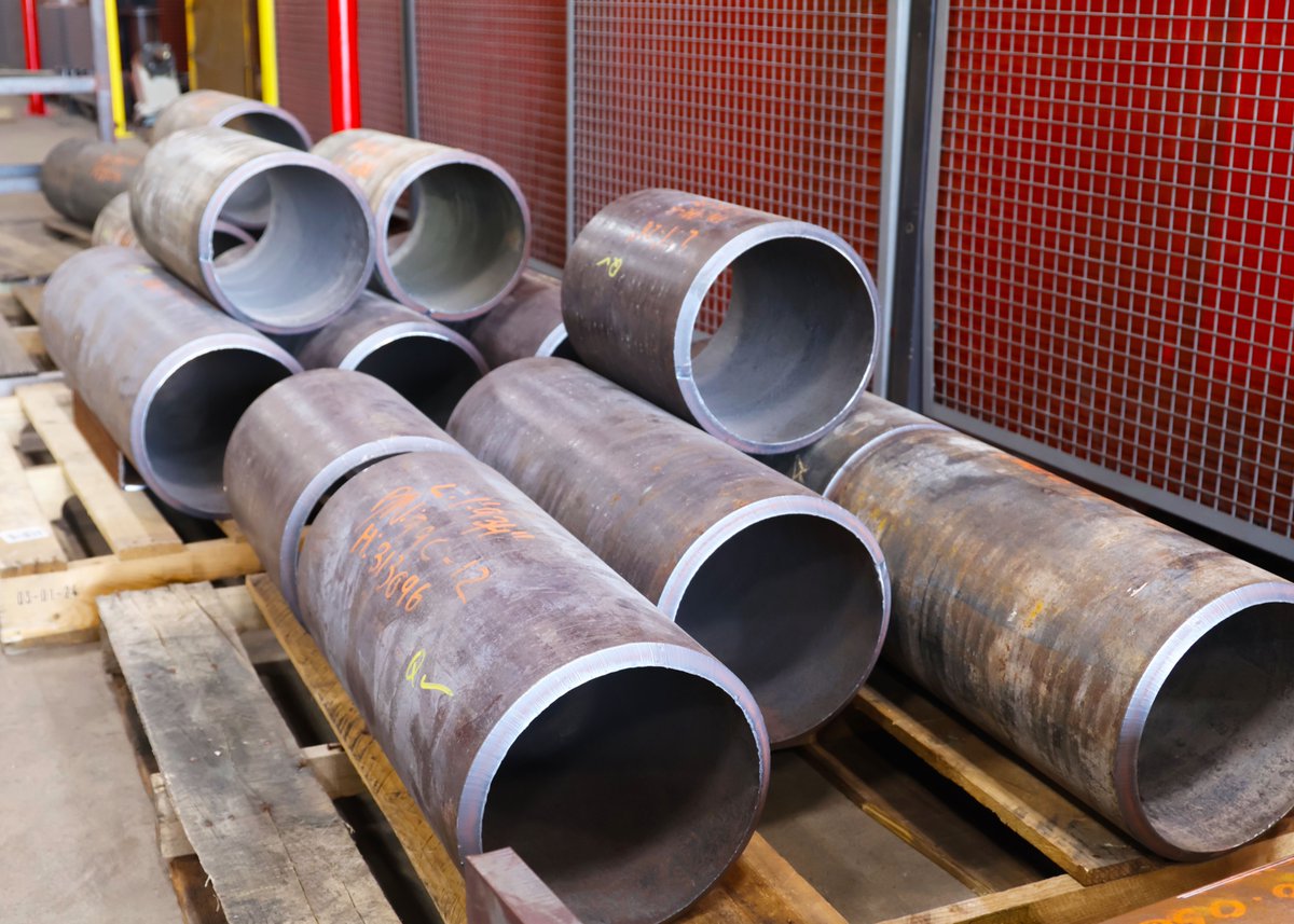 emiproductshtx's tweet image. EMI offers material processing services for pipe/structural profiling, automated welding, laser and plasma cutting. Here is a part of a large batch of bevel-cut coming off our profiler.
#solutiondriven #materialprocessing #pipeprofiler #steelfabrication