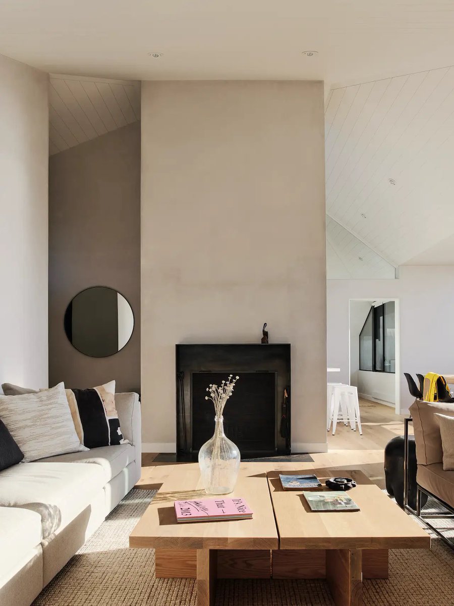 linear_magazine's tweet image. Breakfast on the beach — 1960s Padaro Dunes Retreat (Fuse Architects)