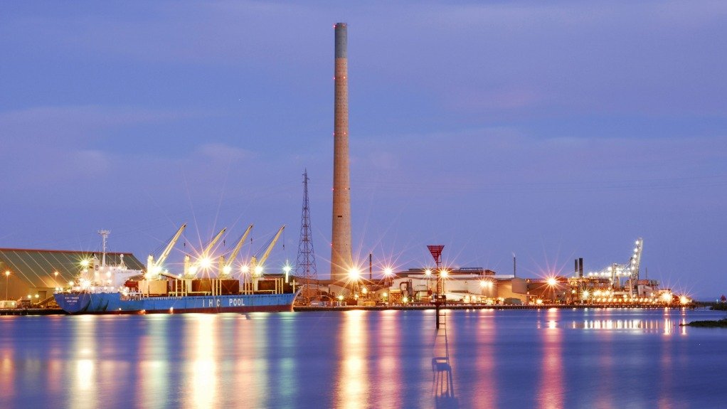 #Australia to provide A$135m bailout for <a href="/trafigura/">Trafigura</a> #lead, #zinc smelters   #swagefast #mining #metals   zurl.co/M5xRi