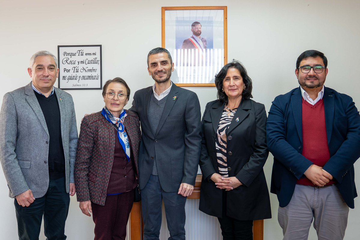 Fundación Integra Chile (@f_integra) on Twitter photo 🤝 Fundación Integra y la Municipalidad de San Rafael iniciaron las gestiones para una nueva sala cuna y jardín infantil en la comuna.
El proyecto brindará educación parvularia de calidad a niñas y niños, en un espacio seguro y de bienestar.
<a href="/SubEducParv/">Subsecretaría de Educación Parvularia 🧒🏽👶🏽👩🏽</a> 🤝 Fundación Integra y la Municipalidad de San Rafael iniciaron las gestiones para una nueva sala cuna y jardín infantil en la comuna.
El proyecto brindará educación parvularia de calidad a niñas y niños, en un espacio seguro y de bienestar.
<a href="/SubEducParv/">Subsecretaría de Educación Parvularia 🧒🏽👶🏽👩🏽</a>