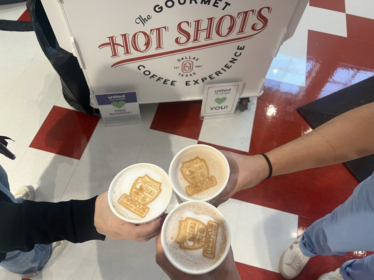 Warm welcoming this morning in charge of <a href="/unitedtolearn/">United to Learn</a> We loved the logo detail <a href="/MLA_Mustangs/">MarcusLeadershipAcademy</a> #greatfulteachers