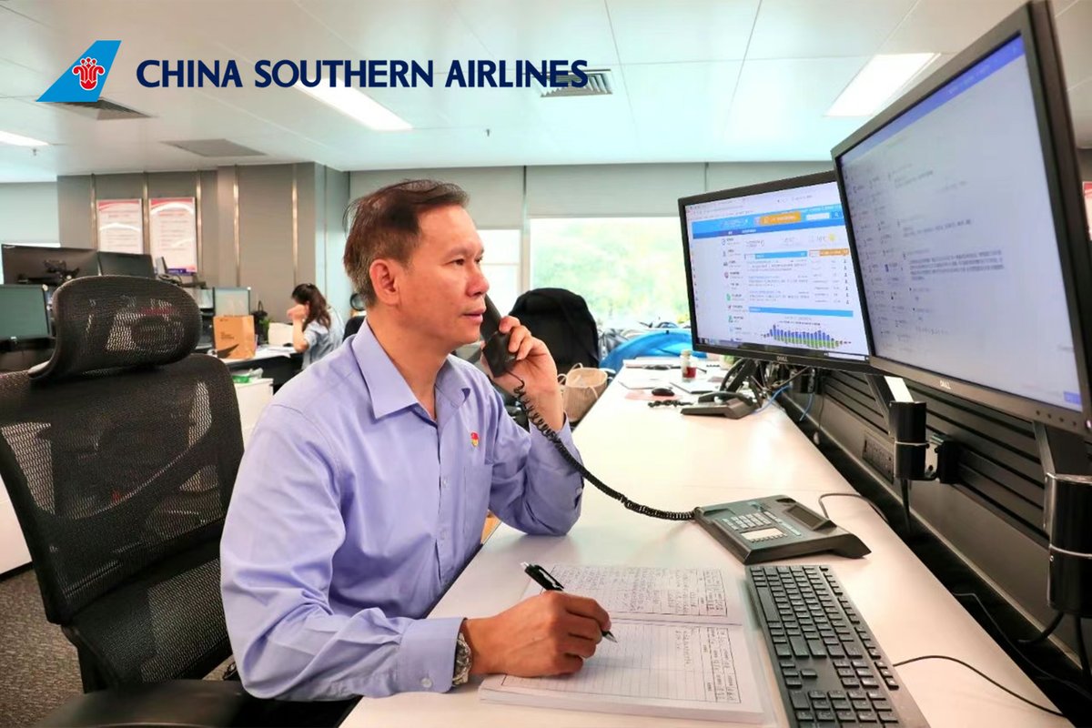 With one hand on the phone and the other taking notes, he stays focused as data flows across the dual screens. Every call and record supports smooth flight operations.
 
#CSAir #BehindtheScenes