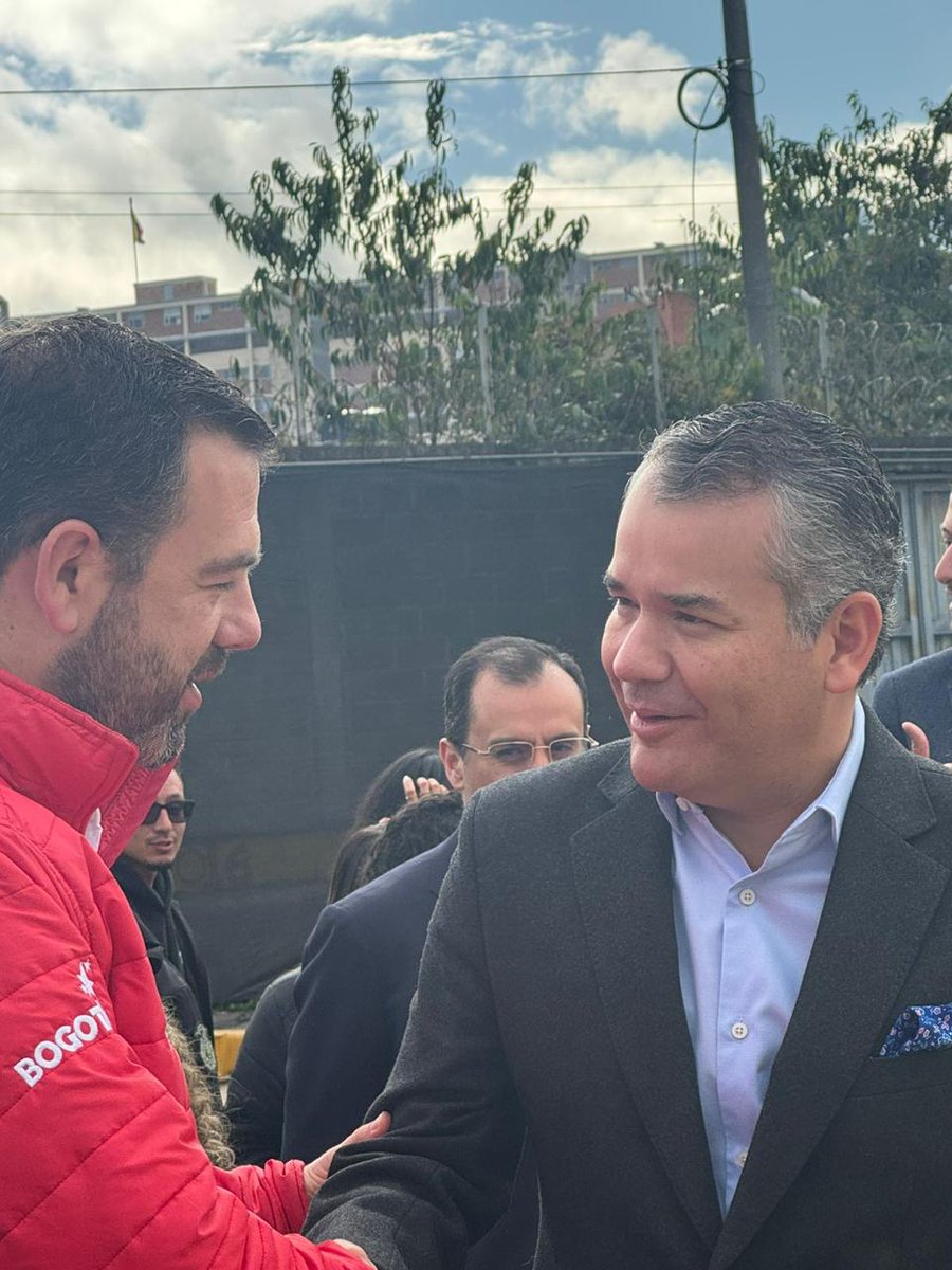 🎙️ El Dr. Ricardo Andrés Urrutia García destacó el impacto que tendrá este nuevo espacio en el desarrollo del país: “Estamos convencidos que con el trabajo de todos  construiremos un futuro con propósito para Bogotá y sus habitantes" #CTIB