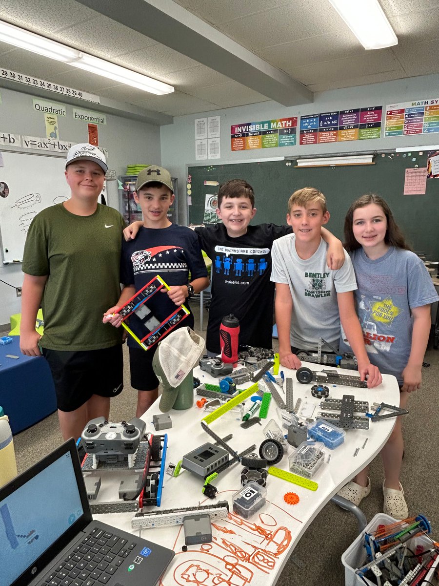 HudsonFallsCSD's tweet image. Excitement is in the air at Vex Robotics Camp! Our bright young minds are building, coding, and collaborating. Watch out, future innovators! 

#VexRoboticsCamp
#HFTigerPride