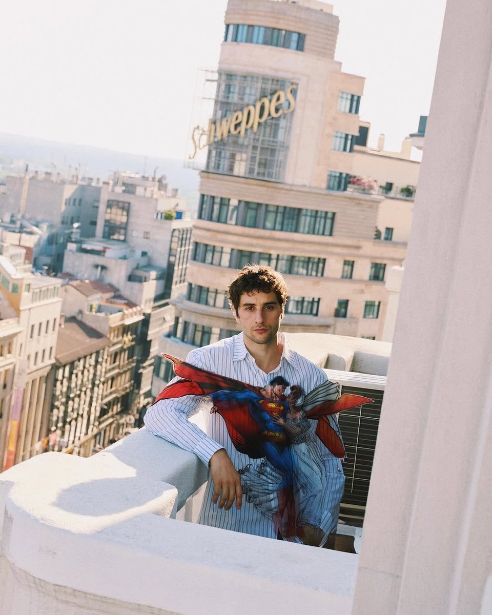 Agustín Della Corte wearing Maria Escot en el Latam press junket ‘Olympo’.

<a href="/agustindellaco/">Agustin Della Corte</a> x <a href="/maria_escote/">Maria escote</a> 

Look. Camisa Superman <a href="/maria_escote/">Maria escote</a>
Photographer: <a href="/salvamuste/">Salva Musté</a>
MUAH: @rebecatfigueroa

via AFLAME GROUP ig