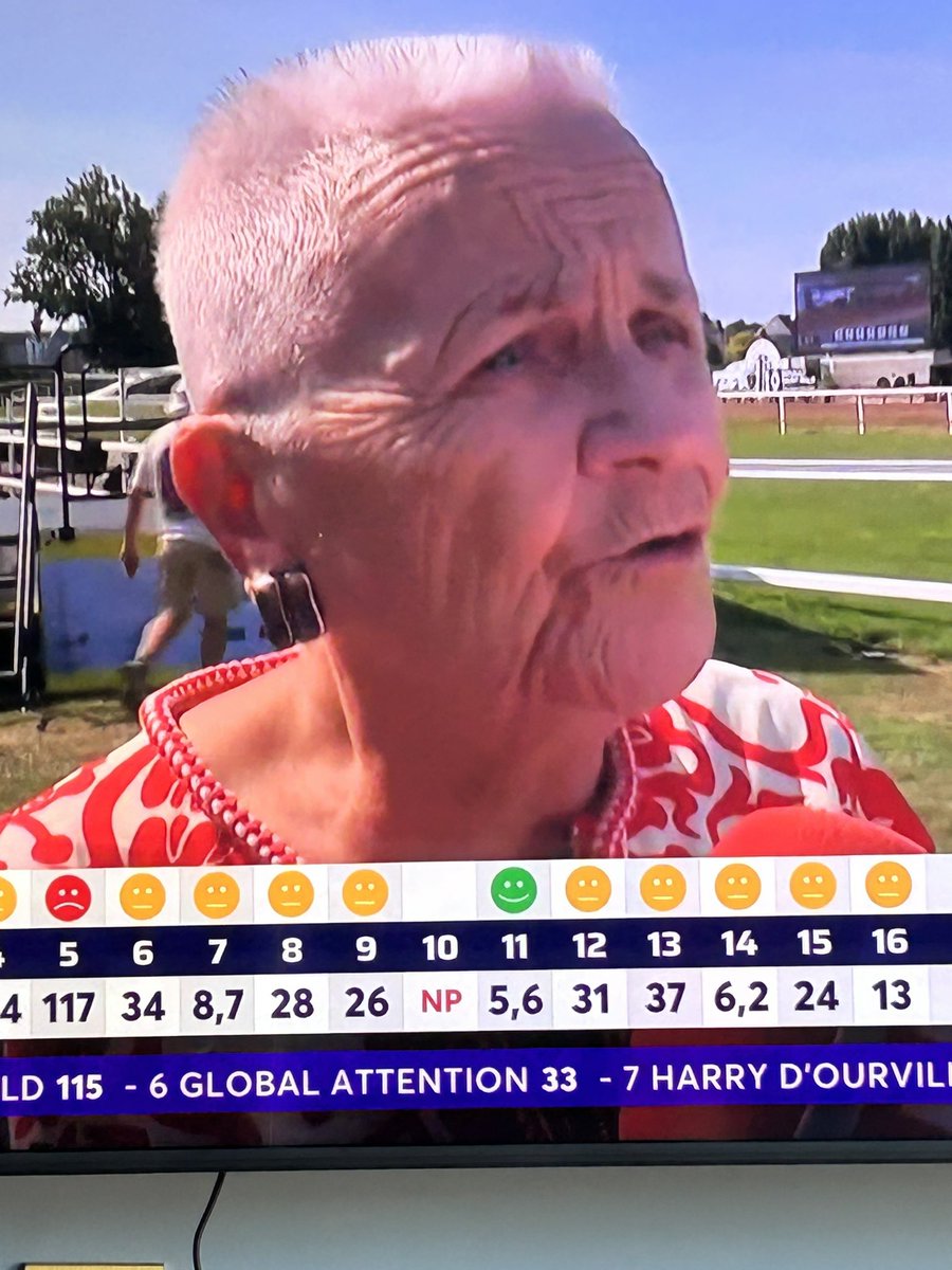 T’es pas bien garé avec ça.
Elle comprend rien.
« Tout le monde est content ».
Mons lui parle d’Equidia, elle répond qu’elle regarde et qu’elle connaît le CSO 🤣🤣🤣
Que de la langue de bois de haut niveau, le bullshit exceptionnel.
Magnifique 
Merci Desireless