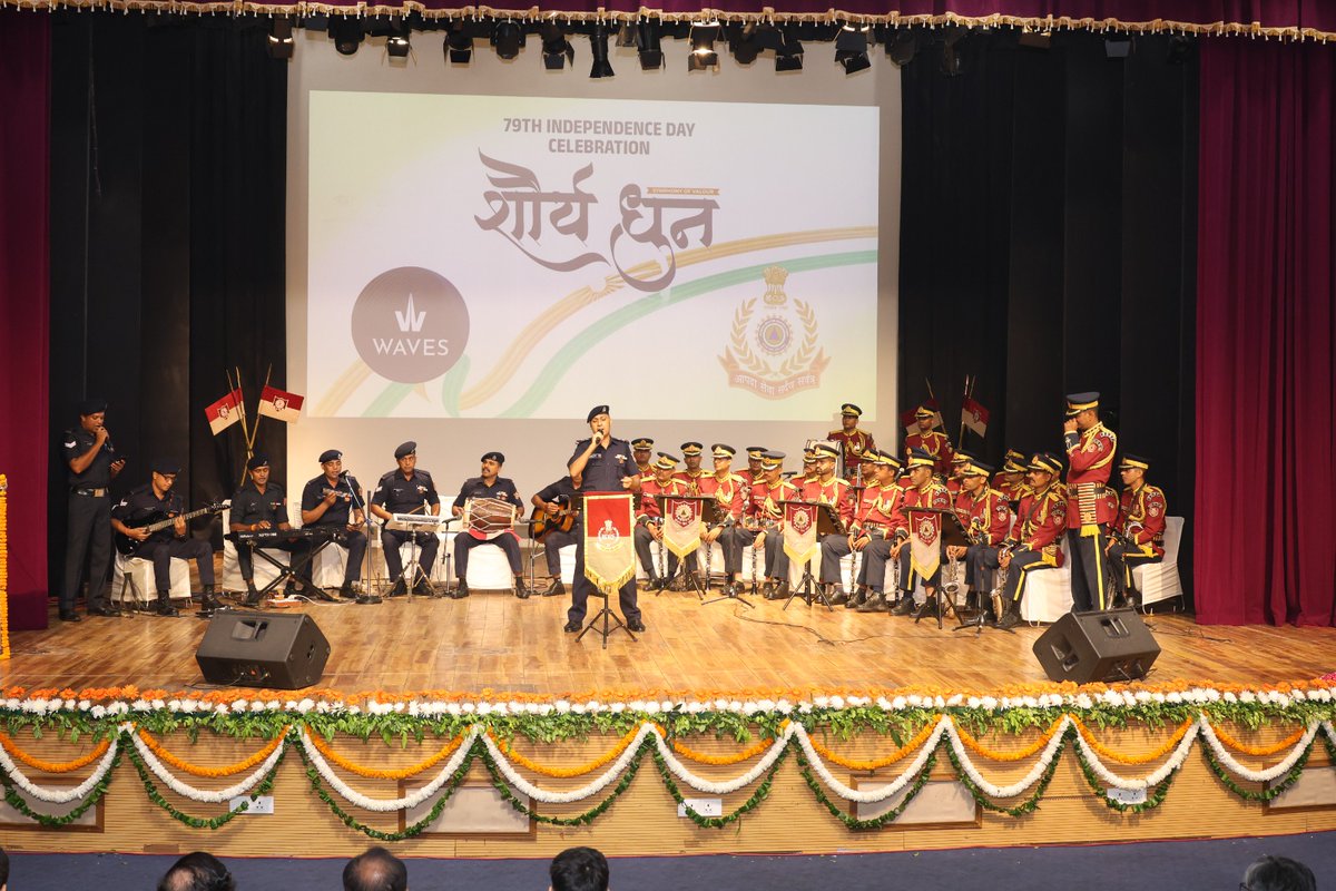 NDRF 🇮🇳 (@ndrfhq) on Twitter photo NDRF Band Performance <a href="/prasarbharati/">Prasar Bharati प्रसार भारती</a>
🇮🇳 As part of this year’s Independence Day celebrations, Prasar Bharati hosted a special band performance by the NDRF at Akashvani Bhawan, New Delhi
🫡Honored Rescuers vital role in disaster response, humanitarian service and nation-building NDRF Band Performance <a href="/prasarbharati/">Prasar Bharati प्रसार भारती</a>
🇮🇳 As part of this year’s Independence Day celebrations, Prasar Bharati hosted a special band performance by the NDRF at Akashvani Bhawan, New Delhi
🫡Honored Rescuers vital role in disaster response, humanitarian service and nation-building
