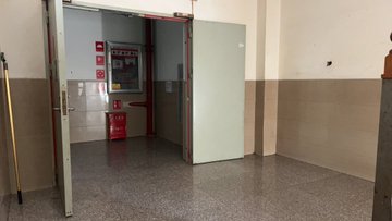 医生の職業は辛いと思いますか？尊重されるべきだと思いますか？