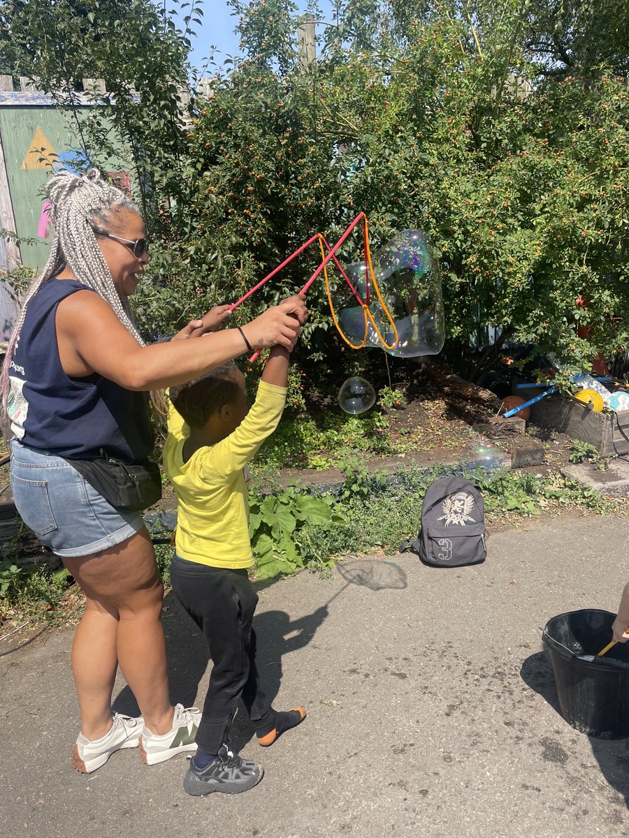 Hackney Play (@hackneyplay) on Twitter photo Celebrating National Playday 2025 <a href="/HomertonGroveAP/">Homerton Grove AP</a> today. bubbles, Food, Arts&Crafts, Waterslide. #play #free #Hackney #childrensrights Celebrating National Playday 2025 <a href="/HomertonGroveAP/">Homerton Grove AP</a> today. bubbles, Food, Arts&Crafts, Waterslide. #play #free #Hackney #childrensrights