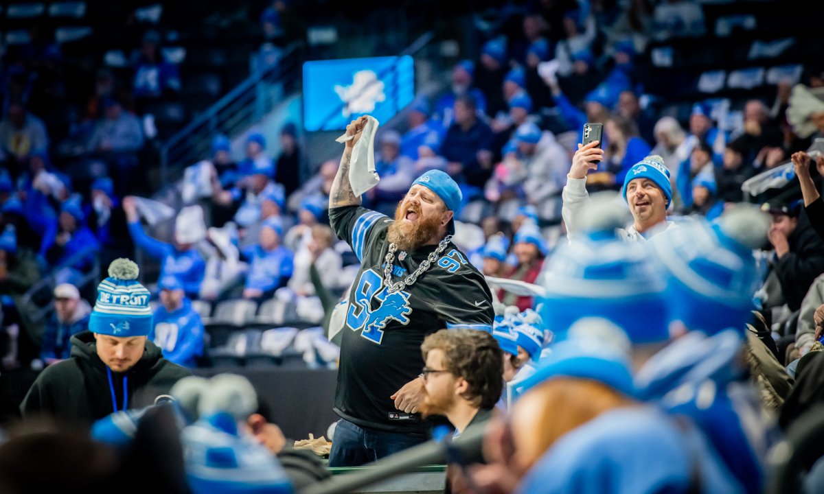 ON SALE NOW 📣 Join us for a <a href="/Lions/">Detroit Lions</a> vs. <a href="/packers/">Green Bay Packers</a> watch party! 🏈 The event will feature special appearances by  Roary, the Detroit Lions Cheerleaders, and the Honolulu Boom🥁  

🗓 Sep. 7th 
⏰ Pregame tailgate opens at 2:00 pm 
🏈 Kickoff at 4:25 pm 
🎟 bit.ly/47izZFn