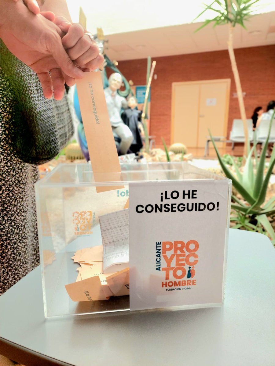 Entregamos una nueva alta terapéutica a una gran persona! Gracias por permitirnos caminar a tu lado en esta etapa de crecimiento. Has llegado hasta aquí con tu trabajo incansable y el respaldo de quienes te quieren.
🎉 El futuro está en tus manos.
#familia #Alicante #Elche