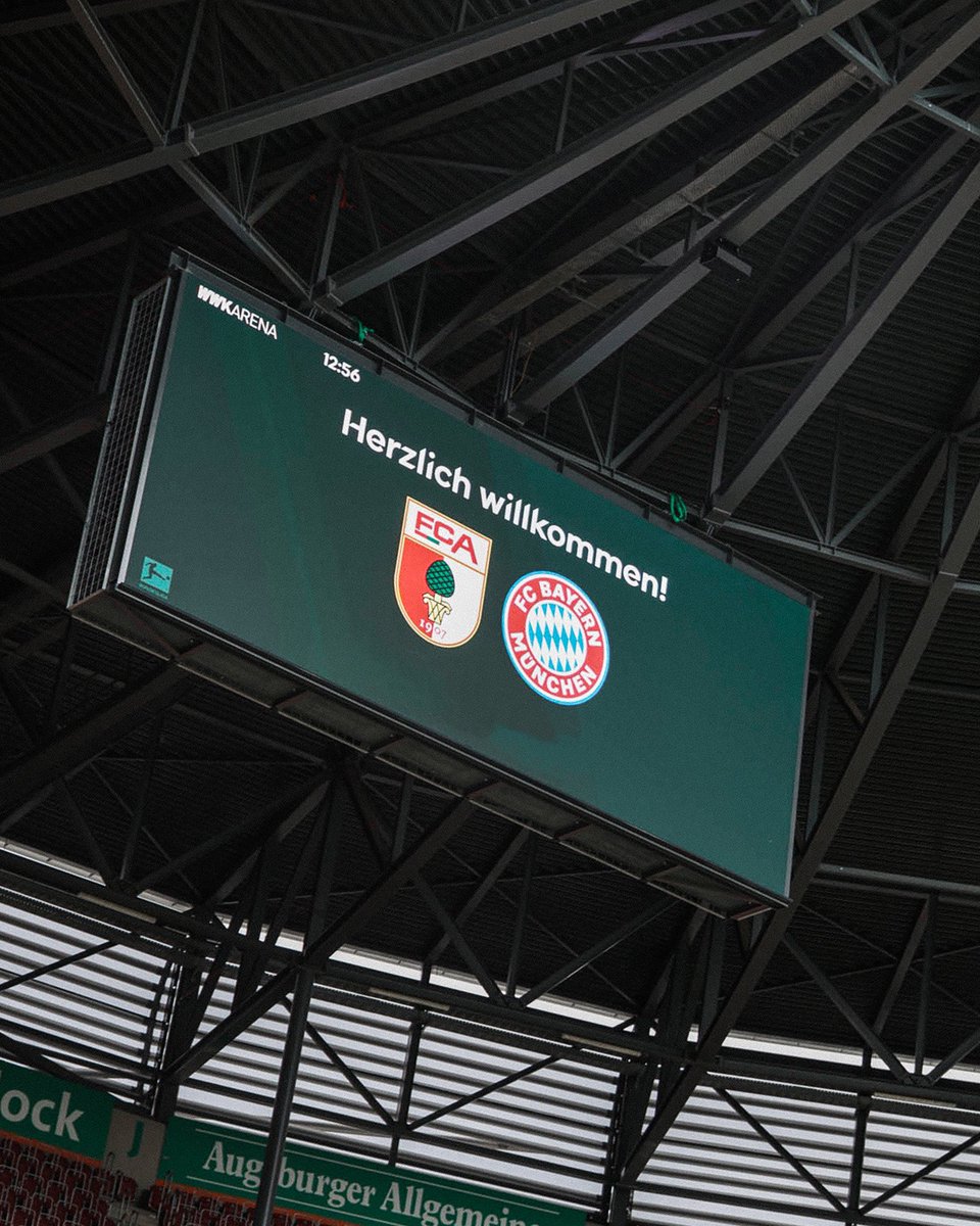 Größer, schärfer, zeitgemäß - zur kommenden Saison erwarten Euch brandneue Leinwände in unserem Wohnzimmer! 😎