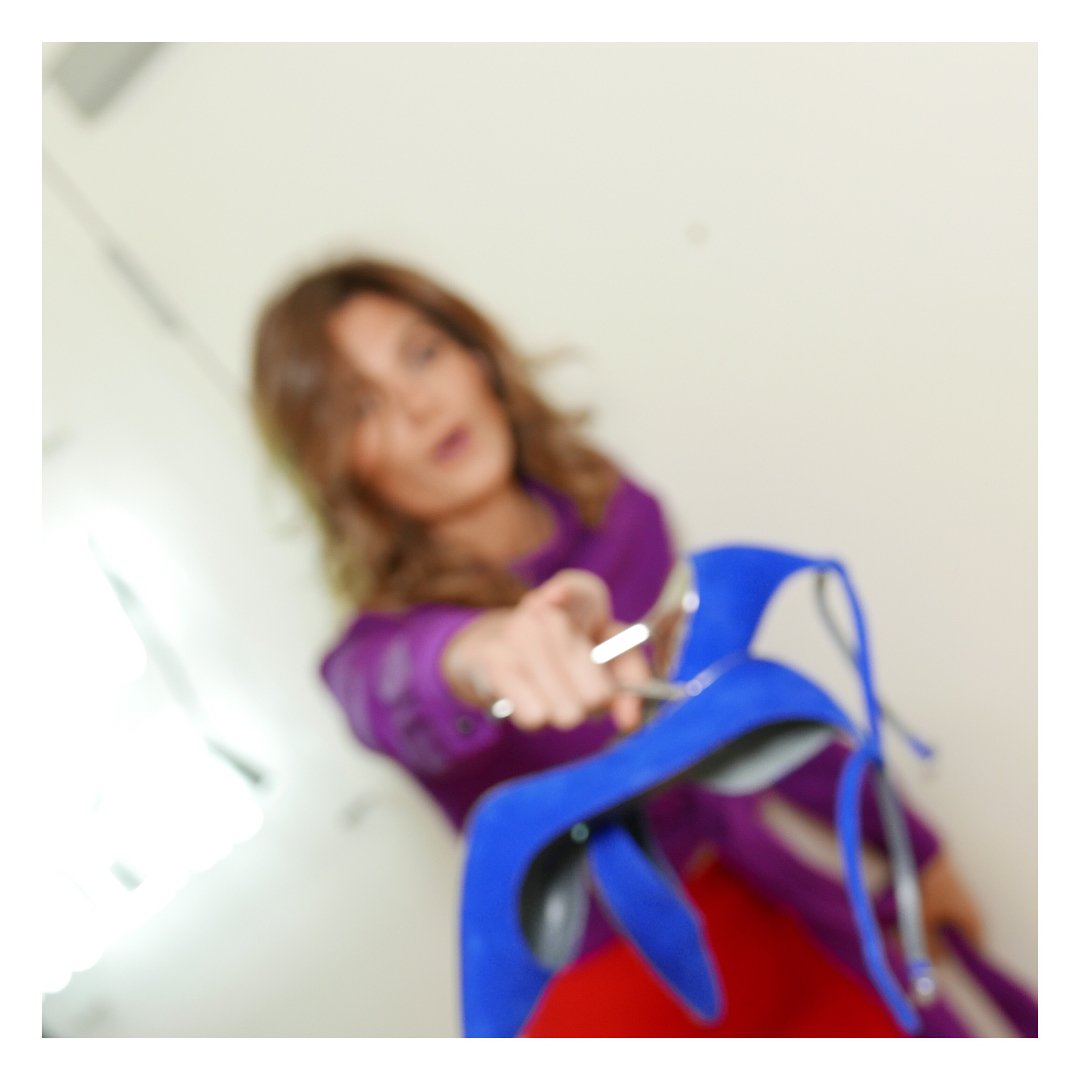 stanasposts's tweet image. #StanaKatic When the steel heels come off! 😜
#GoodTimes #TimeForBed 🙆🏻💃🏻🤷🏻‍♀️ #WhereAreMySweatPants 

+