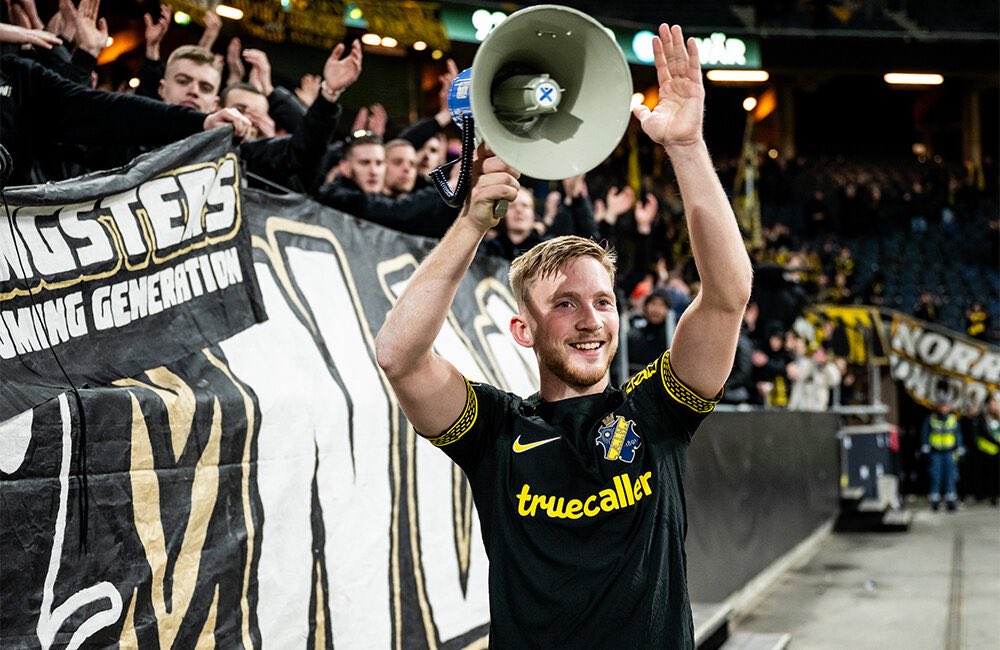 Jäkla glädjande att Eskil Edh är tillbaka igen! 🖤💛