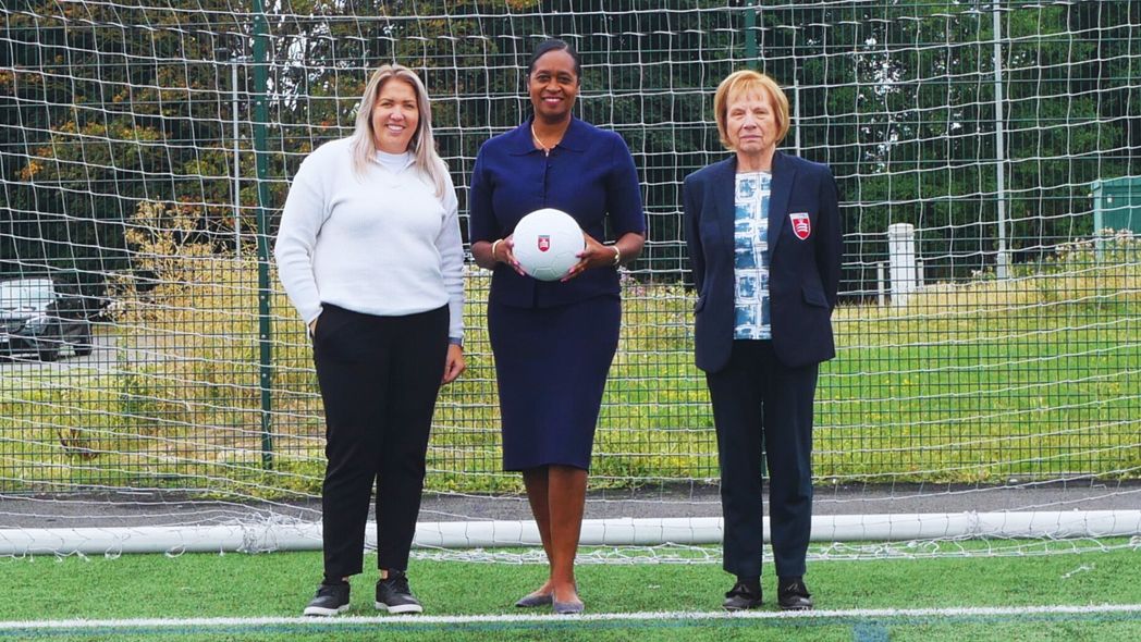 🗣️ "It’s an honour to lead Middlesex FA alongside Kayleigh and Barbara, two trailblazing women whose dedication to the game is unmatched."

ICYMI - we recently became the first CFA to be led at the highest levels by three women ✨ 

More ⬇️ 

bit.ly/4m36QT5