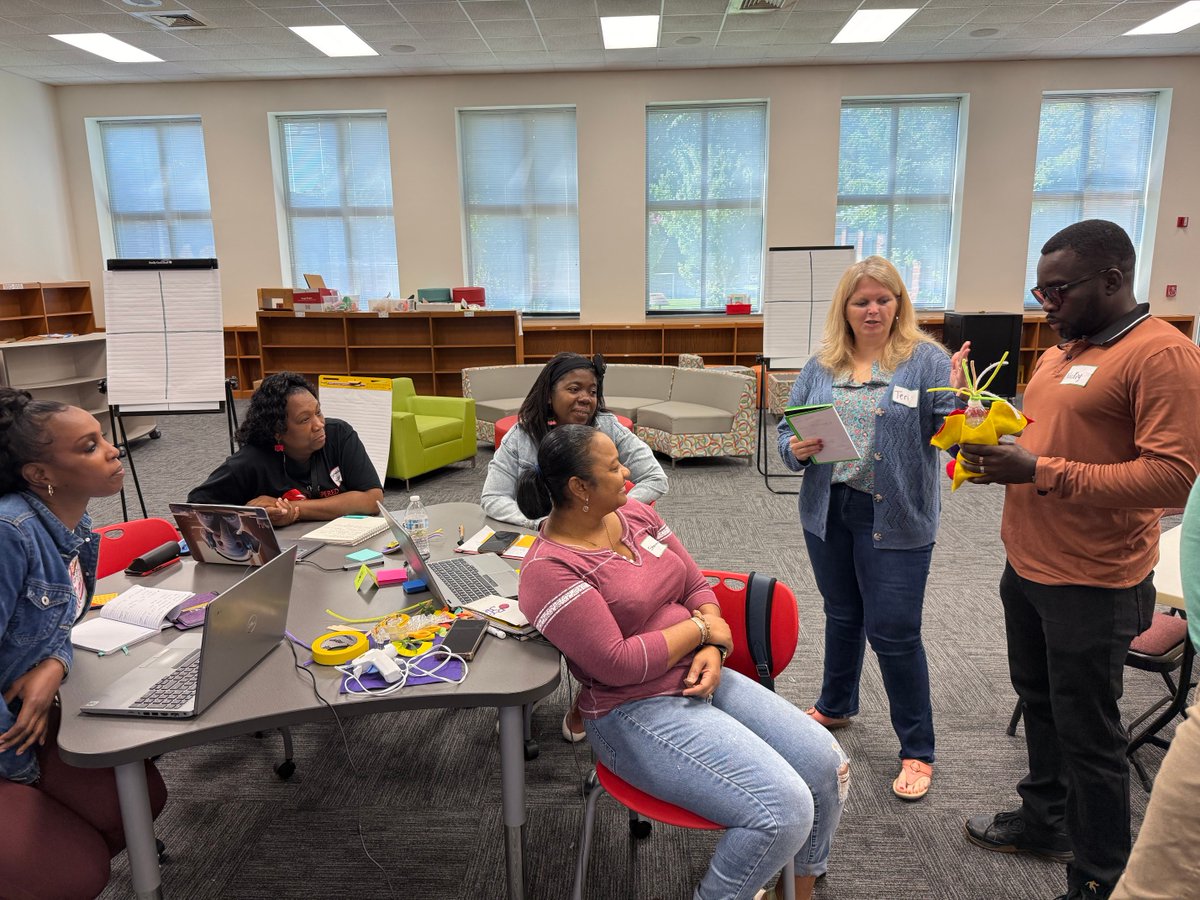 OpenWayLearning's tweet image. OWL is excited to support @ECPPublicSchools in #reimaginingeducation in NC! Huge thanks to everyone who participated in our design sprint for #experientiallearning. Looking forward to amazing experiences at the new ECPPS Micro School, Aviation Academy, and beyond! @BenPendarvis