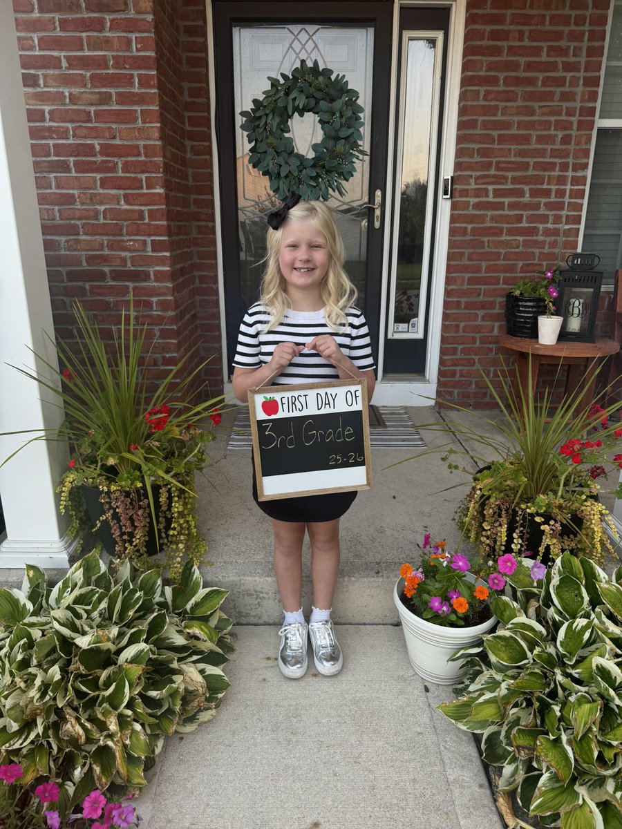 Whitney Byrnes tweet media