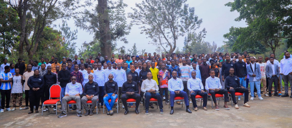Karongi_College's tweet image. Today, following sessions on Career Development &amp;amp; Guidance services offered to students, the Student Mentorship Program, the CBT/CBA Program, the role of industries in academic activities, among others, the DPAT, @manlen2 officially opened the Induction &amp;amp; Orientation Week.