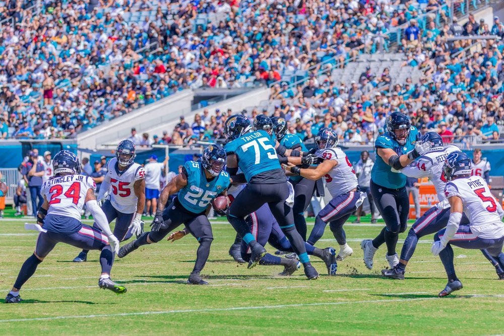 Financial Buzz tweet media