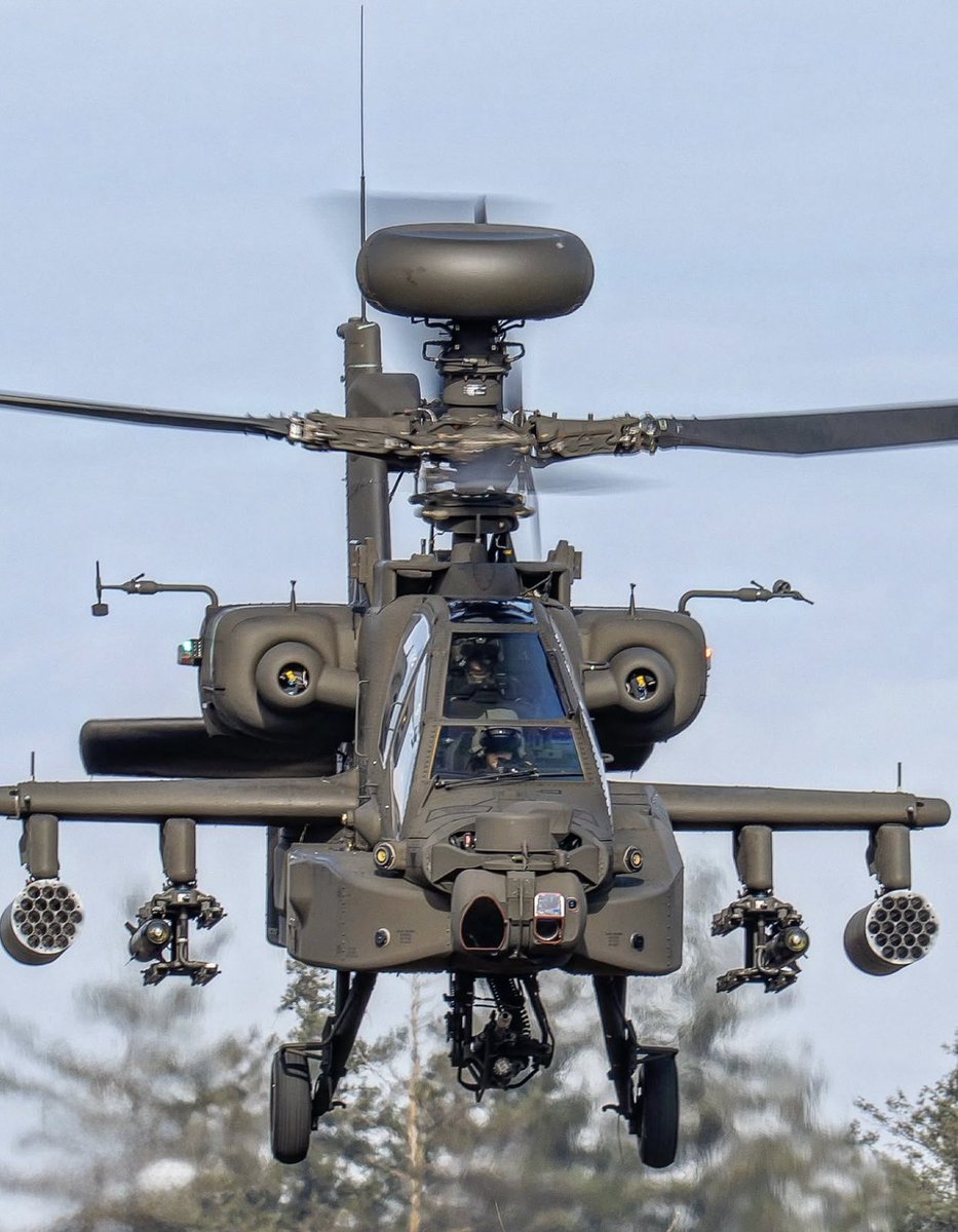 mungayeong81668's tweet image. Women&apos;s favorite weapon, the Apache Guardian☺️🩵✨

#AH64E
#ApacheGuardian
#AttackHelicopter
#BoeingDefense
#Ukraine 🇺🇦
#Korea 🇰🇷
#EU 🇪🇺
#NATO
#ARMY
#Patriot
#GirlMilitaryFan 👧
#MilitaryGirls 👩
#FemaleMilitaryEnthusiast 👩‍🚀
#War
#Military
