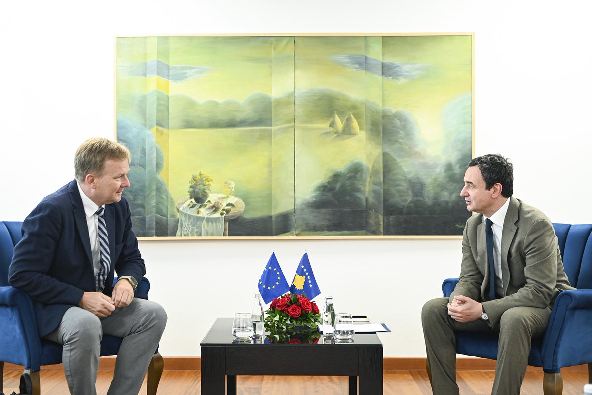 It was a pleasure to welcome Peter Sørensen, the EU Special Representative for the Kosova-Serbia Dialogue.

We discussed recent developments, the situation of non-majority communities, particularly the Serb community, and the path toward full implementation of the Brussels