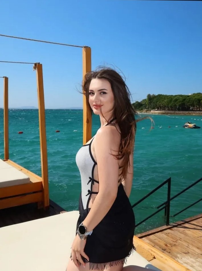 Modern Men's Guide (@modernmenguide) on Twitter photo What to Text Her After the First Date (And What NOT To)
(Say the wrong thing... and she’ll forget the date ever happened)
THREAD What to Text Her After the First Date (And What NOT To)
(Say the wrong thing... and she’ll forget the date ever happened)
THREAD