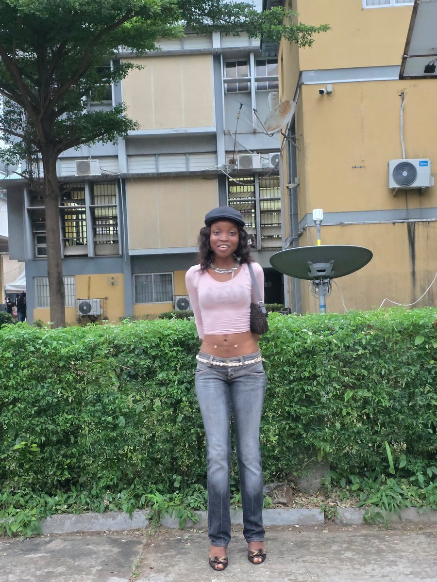 demonohu's tweet image. Day 2: y2k.
The theme was ashewo or something like that.

@_ulesofficial
#FinalYearWeek
#CountdownToGraduation