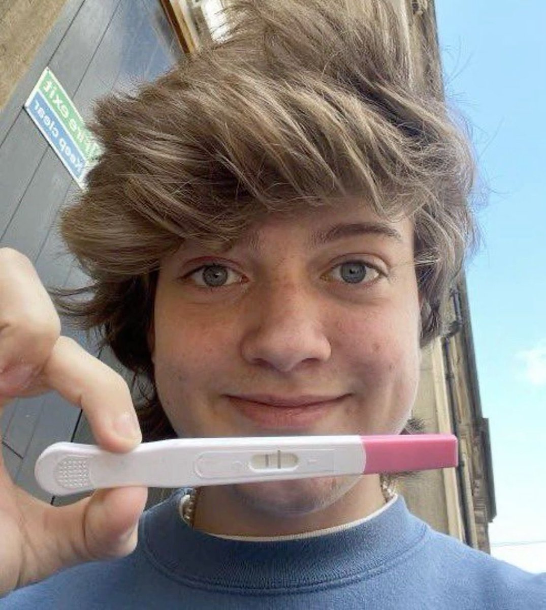 Tommyinnit having a baby was not on my bingo card