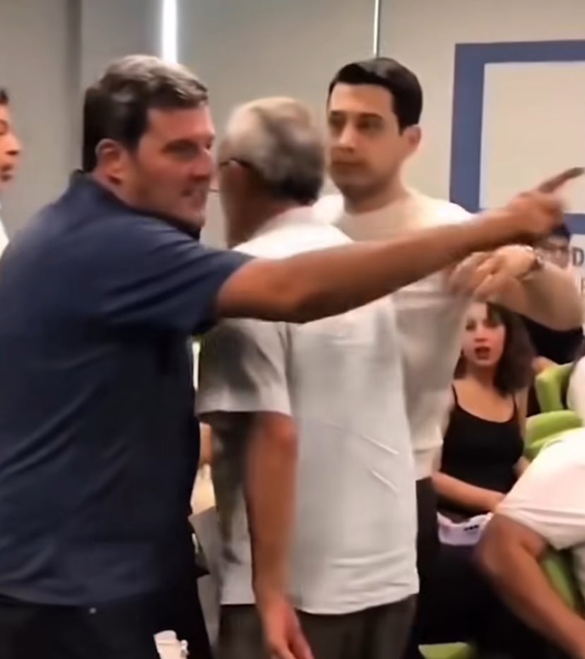 SELİM KURTULAN BURSASPOR TRİBÜNLERİNİN MİHENK TAŞIDIR