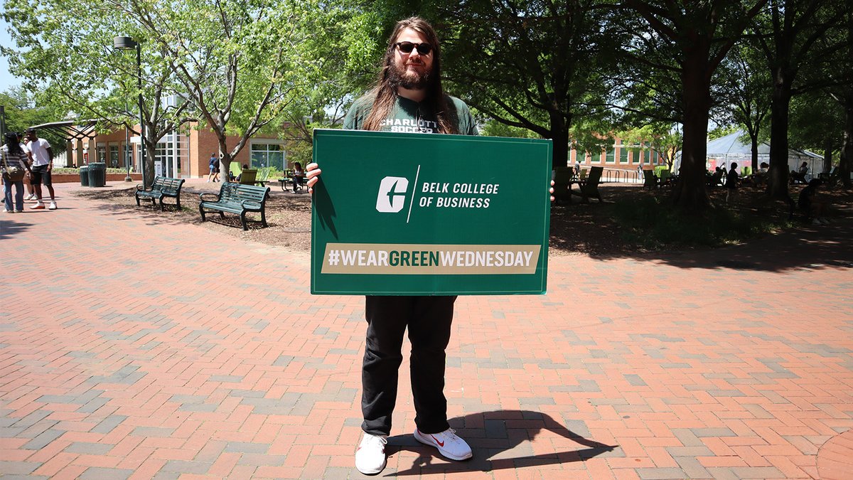 🎵 Time keeps on slippin’, slippin’, slippin’ into the future… 🎶

Can you believe it’s the first #WearGreenWednesday of August? We’re counting down the days until all our students are back on campus! 💚🤙

💿 Song lyrics from Fly Like an Eagle by Steve Miller Band (1976)