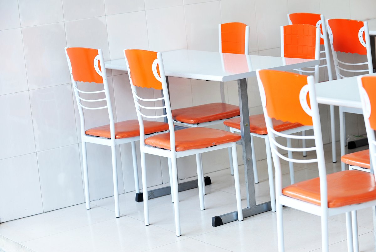 💭 Have you ever wondered which restaurant brands command top dollar from real estate investors? Northmarq’s National Restaurant Group found that some of the hottest brands with investors are producing the highest price per square foot. 📊 

📰 Read more: ow.ly/2zOQ50WwUej