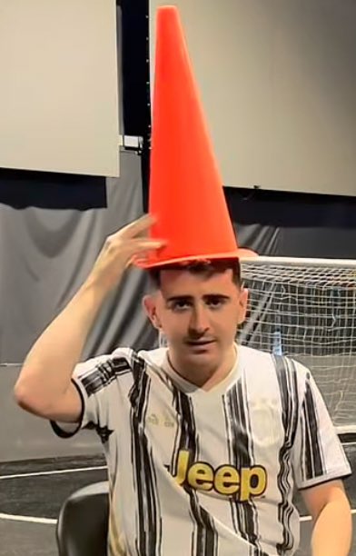 Poloteli tweet media